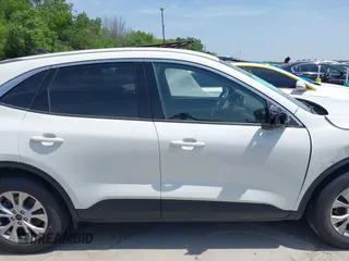 2023 Ford Escape Active with VIN 1FMCU0GN0PUB25548, listed as a IAAI auction lot 42060583 with 38,798 mi miles and . Bid and sale history available at carsss.com. Image 14.