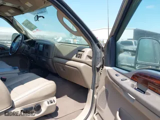 2003 Ford Super Duty F-250 XL with VIN 1FTNW21P03ED29932, listed as a IAAI auction lot 42041222 with 1 mi miles. Bid and sale history available at carsss.com. Image 5.