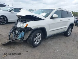 2011 Jeep Grand Cherokee 70th Anniversary with VIN 1J4RR4GG6BC718199, listed as a IAAI auction lot 41954946 with 1 mi miles. Bid and sale history available at carsss.com. Image 2.