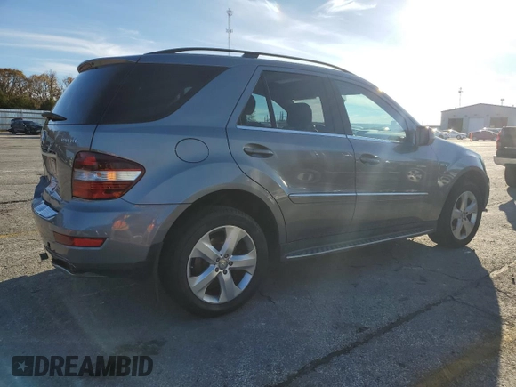 2010 Mercedes-Benz M 350 with VIN 4JGBB2FB1AA597786, listed as a Copart auction lot 80268194 with 103,808 mi miles and Salvage Title. Bid and sale history available at DreamBid. Image 3.