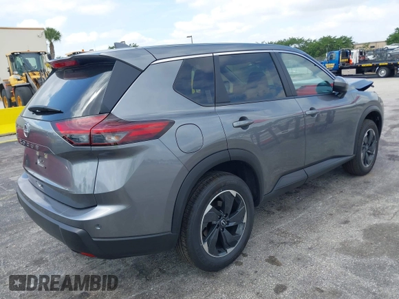 2025 Nissan Rogue SV with VIN JN8BT3BA0SW006750, listed as a IAAI auction lot 42075990 with 3,867 mi miles. Bid and sale history available at carsss.com. Image 4.