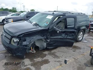 2007 Chevrolet Suburban LT with VIN 1GNFC16097R179358, listed as a IAAI auction lot 42104937 with Not provided miles and . Bid and sale history available at DreamBid. Image 17.