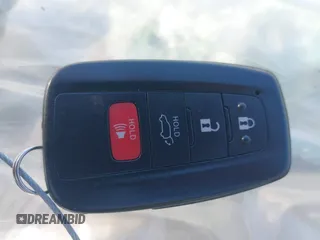 2023 Toyota Highlander L z VIN 5TDKDRAH2PS045857, wystawiony jako IAAI lot #41988866 z przebiegiem Nie podano mil oraz . Historia ofert i sprzedaży dostępna na DreamBid. Obrazek 11.