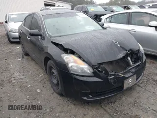 2009 Nissan Altima S with VIN 1N4AL21E79N433158, listed as a IAAI auction lot 41466805 with 231,745 mi miles and . Bid and sale history available at DreamBid. Image 1.