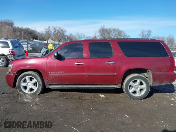 2008 Chevrolet Suburban LT w/3LT with VIN 1GNFK16358J211719, listed as a IAAI auction lot 41654527 with 194,985 mi miles. Bid and sale history available at carsss.com. Image 14.