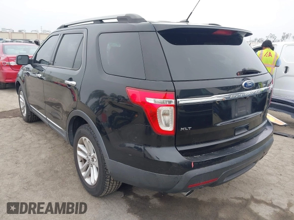 2012 Ford Explorer XLT with VIN 1FMHK7D87CGA17407, listed as a IAAI auction lot 42485101 with 115,712 mi miles and . Bid and sale history available at DreamBid. Image 3.