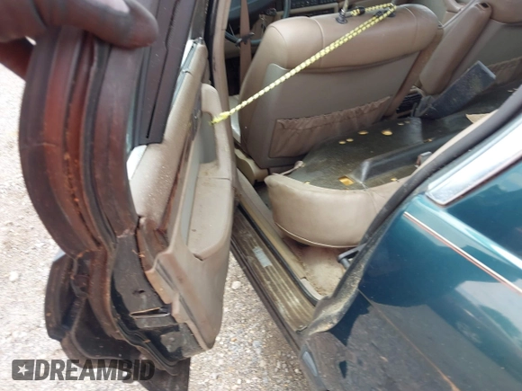 1994 BMW 7 Series with VIN WBAGD8320RDE90248, listed as a IAAI auction lot 42685094 with Not provided miles and . Bid and sale history available at DreamBid. Image 14.