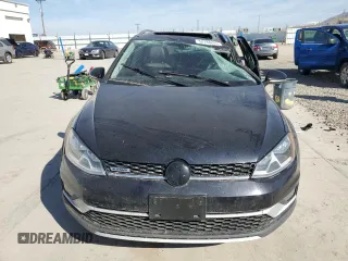 2017 Volkswagen Golf S z VIN 3VWH17AU0HM537838, wystawiony jako Copart lot #52188285 z przebiegiem 79 767 mil mil oraz Szkoda całkowita • Salvage title. Historia ofert i sprzedaży dostępna na DreamBid. Obrazek 5.