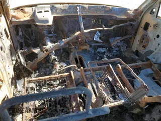 1997 Dodge 1500 z VIN 3B7HF13Z2VG808936, wystawiony jako Copart lot #42516685 z przebiegiem Nie podano mil oraz Nie do naprawy • Non repairable. Historia ofert i sprzedaży dostępna na DreamBid. Obrazek 8.