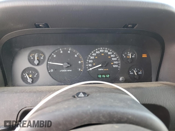 1999 Jeep Grand Cherokee Laredo z VIN 1J4GW58N8XC736438, wystawiony jako Copart lot #88605625 z przebiegiem 181 612 mil mil oraz Czysty tytuł • Clean title. Historia ofert i sprzedaży dostępna na DreamBid. Obrazek 9.