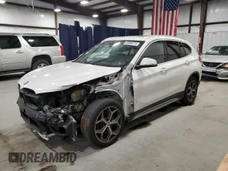 2018 BMW X1 sDrive28i with VIN WBXHU7C32J3H43903, listed as a Copart auction lot 45000375 with 76,158 mi miles and Salvage Title. Bid and sale history available at carsss.com. Image 1.
