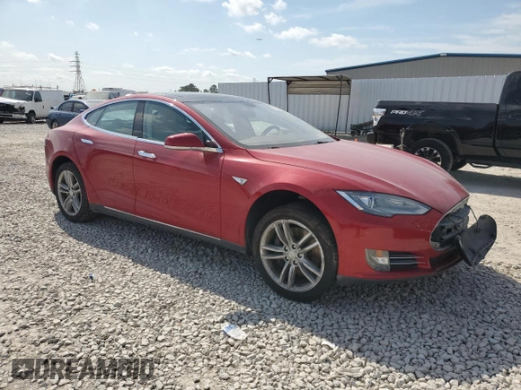 2014 Tesla Model S 60 with VIN 5YJSA1H13EFP30664, listed as a Copart auction lot 53142305 with 113,995 mi miles and Salvage Title. Bid and sale history available at DreamBid. Image 4.