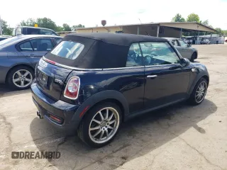 2012 MINI Convertible S z VIN WMWZP3C58CT550011, wystawiony jako Copart lot #57512034 z przebiegiem 71 366 mil mil oraz Szkoda całkowita • Salvage title. Historia ofert i sprzedaży dostępna na DreamBid. Obrazek 3.