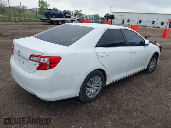 2012 Toyota Camry L z VIN 4T1BF1FKXCU525596, wystawiony jako IAAI lot #42076132 z przebiegiem 197 164 mil mil oraz . Historia ofert i sprzedaży dostępna na DreamBid. Obrazek 4.
