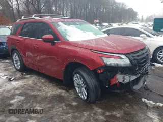 2023 Nissan Pathfinder Platinum с VIN 5N1DR3DK9PC270451, выставлен на аукционе IAAI как лот 41519830 с пробегом 14 294 миль миль и . История ставок и продаж доступна на DreamBid. Изображение 1.
