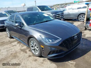 2020 Hyundai Sonata SEL with VIN 5NPEL4JA1LH031695, listed as a IAAI auction lot 41903056 with 33,668 mi miles. Bid and sale history available at carsss.com. Image 1.