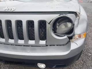 2016 Jeep Patriot Sport with VIN 1C4NJRBB6GD756036, listed as a IAAI auction lot 41910486 with 147,845 mi miles and . Bid and sale history available at carsss.com. Image 17.