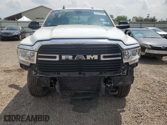 2021 Ram 2500 Big Horn z VIN 3C6UR5DL3MG653357, wystawiony jako Copart lot #64744105 z przebiegiem 79 851 mil mil oraz Szkoda całkowita • Salvage title. Historia ofert i sprzedaży dostępna na DreamBid. Obrazek 5.