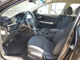 2020 Kia Niro LXS with VIN KNDCB3LC3L5374494, listed as a Copart auction lot 70278694 with 82,079 mi miles and Salvage Title. Bid and sale history available at carsss.com. Image 7.