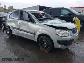 2008 Kia Rio LX with VIN KNADE123886430820, listed as a IAAI auction lot 41480608 with 80,960 mi miles. Bid and sale history available at carsss.com. Image 1.
