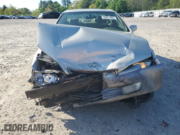 1998 Lexus ES 300 z VIN JT8BF28G5W0086627, wystawiony jako Copart lot #56021985 z przebiegiem 244 405 mil mil oraz Czysty tytuł • Clean title. Historia ofert i sprzedaży dostępna na DreamBid. Obrazek 5.