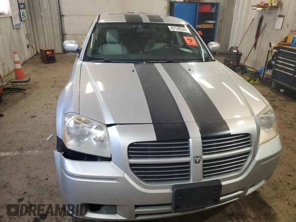 2005 Dodge Magnum R/T with VIN 2D4GZ58275H638212, listed as a Copart auction lot 87145544 with 163,838 mi miles and Clean Title. Bid and sale history available at DreamBid. Image 5.