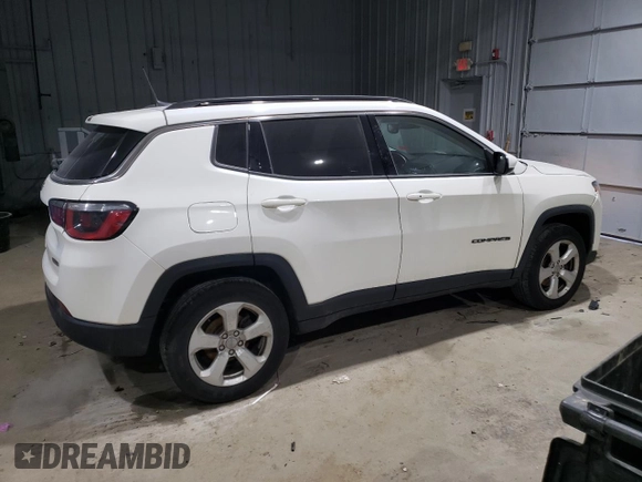 2018 Jeep Compass Latitude z VIN 3C4NJDBB0JT223491, wystawiony jako Copart lot #41495835 z przebiegiem 82 967 mil mil oraz Szkoda całkowita • Salvage title. Historia ofert i sprzedaży dostępna na DreamBid. Obrazek 3.