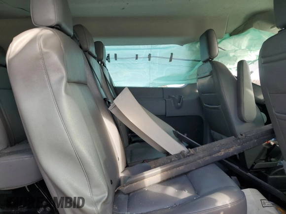 2018 Ford Transit Passenger XL с VIN 1FBZX2ZM5JKB12582, выставлен на аукционе Copart как лот 46403985 с пробегом Не указан миль и Списание • Salvage title. История ставок и продаж доступна на DreamBid. Изображение 11.