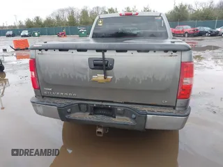 2009 Chevrolet Silverado 1500 LT with VIN 1GCEK29079Z253811, listed as a IAAI auction lot 41670484 with 0 mi miles. Bid and sale history available at carsss.com. Image 16.