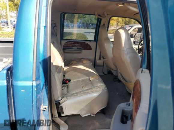 2001 Ford F-350 XL with VIN 1FTSW30F71EA07920, listed as a Copart auction lot 44746375 with 308,007 mi miles and Clean Title. Bid and sale history available at DreamBid. Image 10.