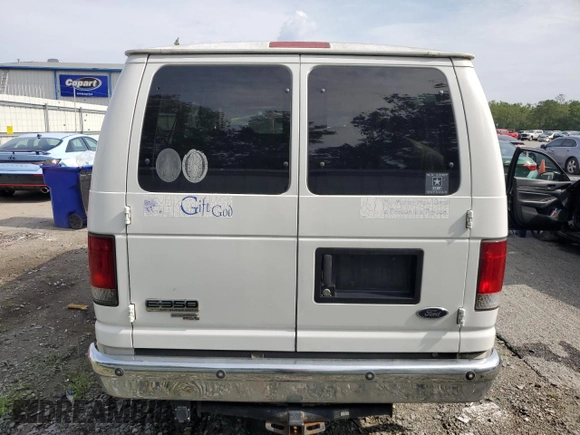 2008 Ford Econoline Passenger XL z VIN 1FBNE31L28DA77334, wystawiony jako Copart lot #58490715 z przebiegiem 193 266 mil mil oraz Szkoda całkowita • Salvage title. Historia ofert i sprzedaży dostępna na DreamBid. Obrazek 6.