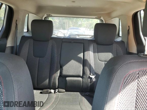 2011 GMC Terrain SLE-2 with VIN 2CTFLTEC6B6349491, listed as a Copart auction lot 53758005 with 216,190 mi miles and Salvage Title. Bid and sale history available at carsss.com. Image 10.