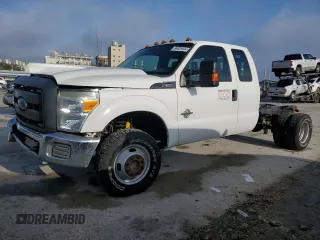 2013 Ford F-350 XL z VIN 1FD8X3HT0DEB58941, wystawiony jako Copart lot #86928944 z przebiegiem 190 603 mil mil oraz Tytuł czysty. Historia ofert i sprzedaży dostępna na DreamBid. Obrazek 1.