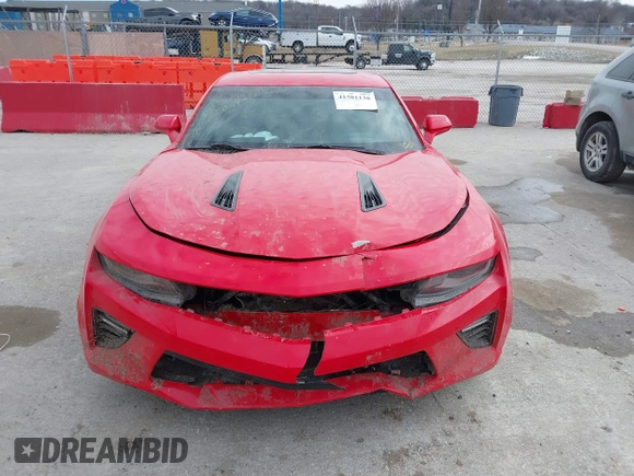 2018 Chevrolet Camaro 2SS with VIN 1G1FH1R74J0185575, listed as a IAAI auction lot 41581138 with 59,817 mi miles and . Bid and sale history available at DreamBid. Image 12.