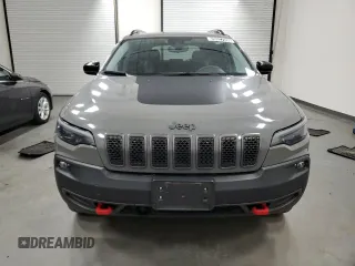 2022 Jeep Cherokee Trailhawk with VIN 1C4PJMBXXND556183, listed as a Copart auction lot 49327555 with 45,947 mi miles and Clean Title. Bid and sale history available at carsss.com. Image 5.