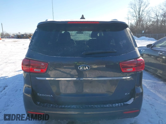 2020 Kia Sedona EX with VIN KNDMB5C11L6642600, listed as a IAAI auction lot 41332168 with 83,302 mi miles. Bid and sale history available at carsss.com. Image 16.