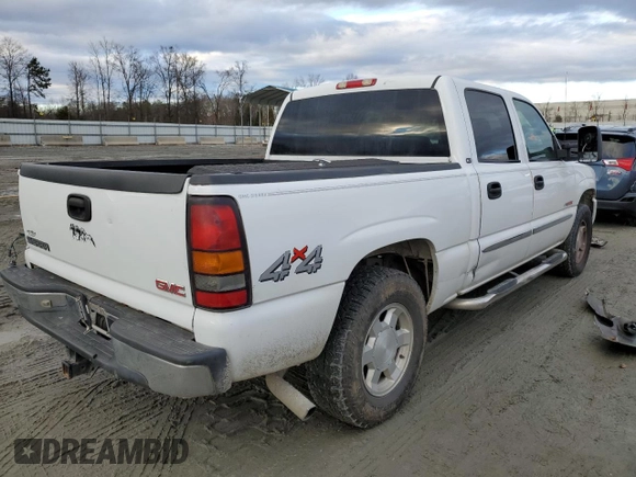 2006 GMC Sierra 1500 SLT with VIN 2GTEK13N061341831, listed as a Copart auction lot 41522445 with 155,253 mi miles and Salvage Title. Bid and sale history available at carsss.com. Image 3.