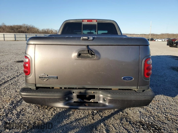 2002 Ford F-150 Harley Davidson with VIN 1FTRW07372KD29243, listed as a Copart auction lot 42972905 with 164,392 mi miles and Salvage Title. Bid and sale history available at carsss.com. Image 6.