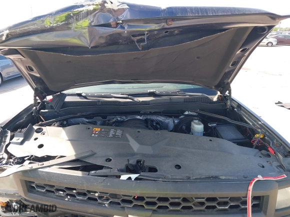 2014 Chevrolet Silverado 1500 Work Truck with VIN 1GCRCPEH0EZ268667, listed as a IAAI auction lot 41779641 with 91,097 mi miles. Bid and sale history available at carsss.com. Image 10.