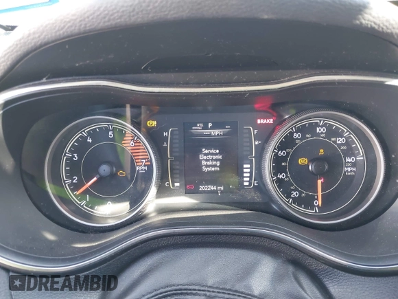 2019 Jeep Cherokee Latitude Plus with VIN 1C4PJLLNXKD290098, listed as a IAAI auction lot 40840063 with 202,244 mi miles and . Bid and sale history available at DreamBid. Image 7.