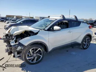 2020 Toyota C-HR LE with VIN JTNKHMBX8L1091676, listed as a Copart auction lot 48601545 with 0 mi miles and Salvage Title. Bid and sale history available at carsss.com. Image 1.