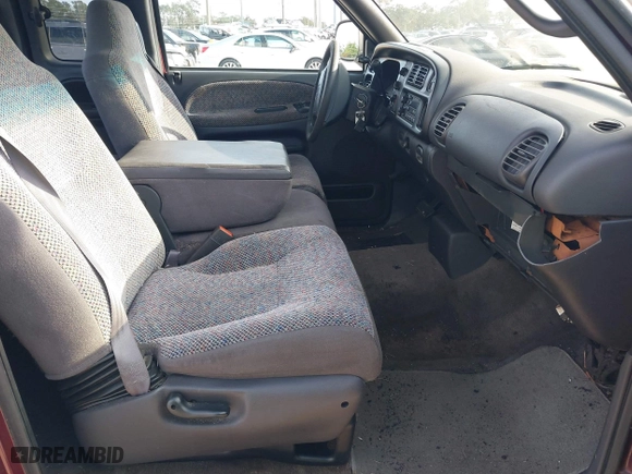 2001 Dodge Ram 1500 with VIN 3B7HC13Y51M577803, listed as a IAAI auction lot 40990168 with 1 mi miles. Bid and sale history available at carsss.com. Image 5.