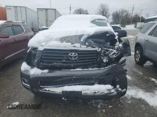 2019 Toyota Sequoia SR5 with VIN 5TDBY5G15KS173235, listed as a Copart auction lot 82596994 with 0 mi miles and Salvage Title. Bid and sale history available at carsss.com. Image 5.
