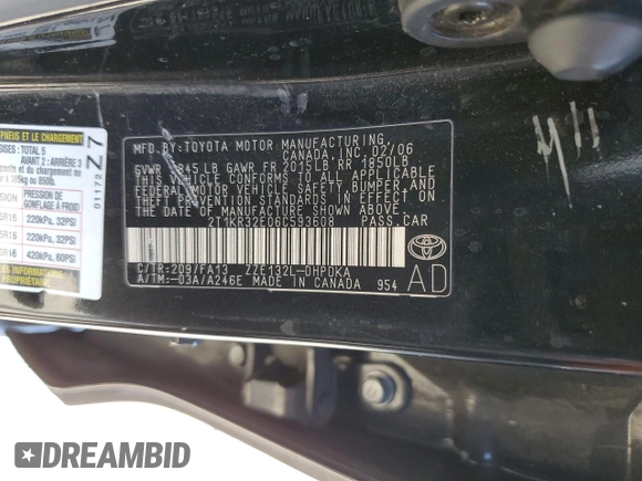 2006 Toyota Matrix STD with VIN 2T1KR32E06C593608, listed as a Copart auction lot 63122525 with 205,596 mi miles and Clean title. Bid and sale history available at DreamBid. Image 13.