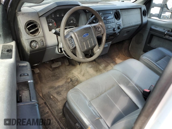 2016 Ford F-250 XLT z VIN 1FT7X2A62GEA73389, wystawiony jako Copart lot #50696855 z przebiegiem 232 827 mil mil oraz Czysty tytuł • Clean title. Historia ofert i sprzedaży dostępna na DreamBid. Obrazek 8.