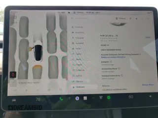 2022 Tesla Model 3 Long Range z VIN 5YJ3E1EB6NF184352, wystawiony jako Copart lot #55636845 z przebiegiem 30 891 mil mil oraz Szkody całkowita. Historia ofert i sprzedaży dostępna na DreamBid. Obrazek 9.