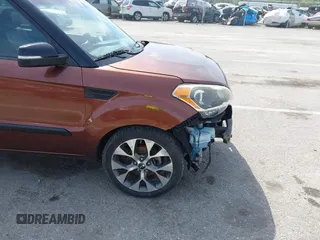 2012 Kia Soul + with VIN KNDJT2A63C7422074, listed as a IAAI auction lot 41911029 with 112,125 mi miles. Bid and sale history available at carsss.com. Image 14.