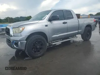 2007 Toyota Tundra SR5 z VIN 5TFRT54197X014561, wystawiony jako Copart lot #63119175 z przebiegiem 234 738 mil mil oraz Czysty tytuł • Clean title. Historia ofert i sprzedaży dostępna na DreamBid. Obrazek 1.