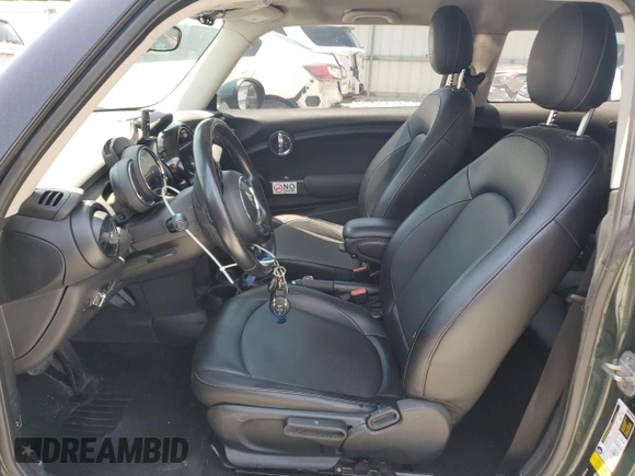 2018 MINI Hardtop Cooper with VIN WMWXP5C52J2G62425, listed as a Copart auction lot 62100435 with 163,698 mi miles and Clean title. Bid and sale history available at DreamBid. Image 7.