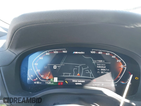 2024 BMW X4 M40i with VIN 5UX43DT00R9W43645, listed as a IAAI auction lot 41578936 with 11,028 mi miles. Bid and sale history available at carsss.com. Image 7.